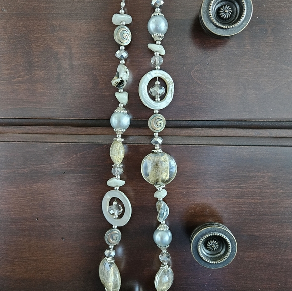 Necklace - Picture 2 of 6